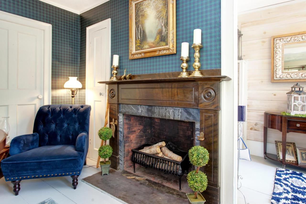 Inn On Main Yarmouth Port エクステリア 写真