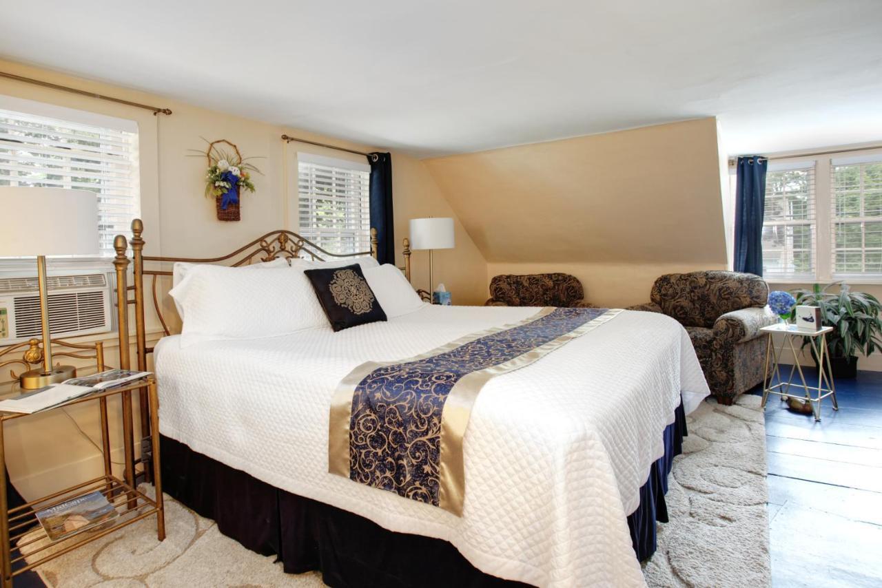 Inn On Main Yarmouth Port エクステリア 写真