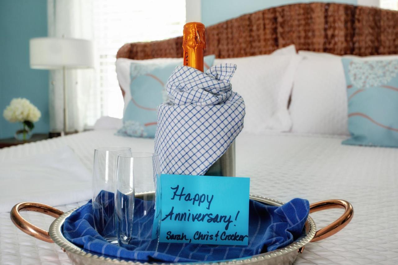 Inn On Main Yarmouth Port エクステリア 写真