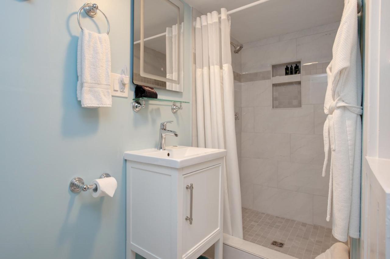 Inn On Main Yarmouth Port エクステリア 写真